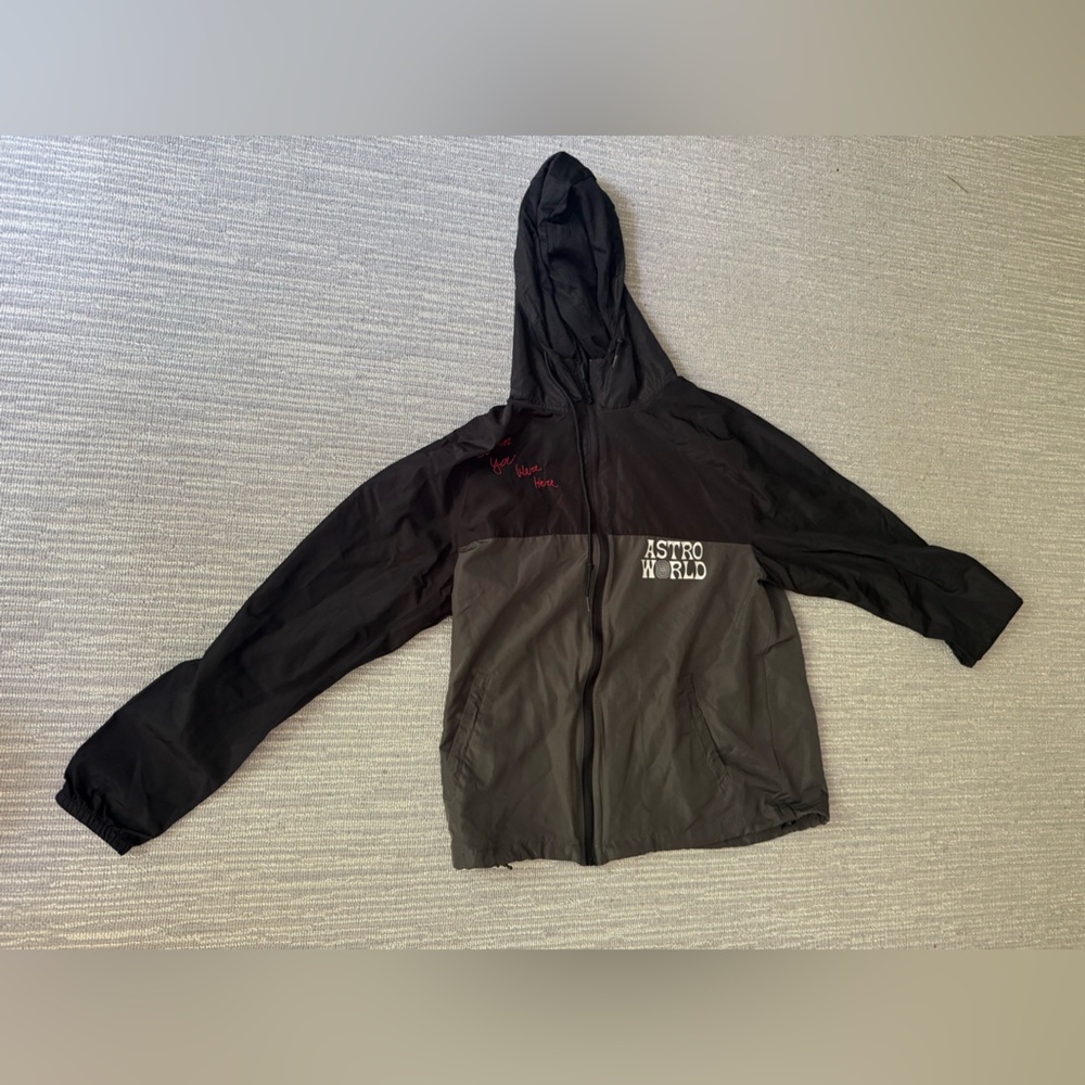 Rare Travis Scott Astroworld Tour Hooded Windbreaker size Large